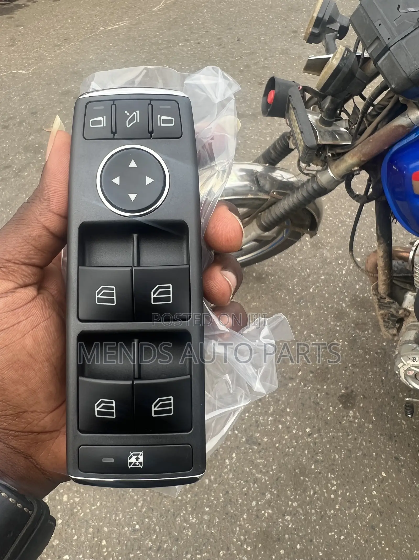 Mercedes Benz Door Switch Control