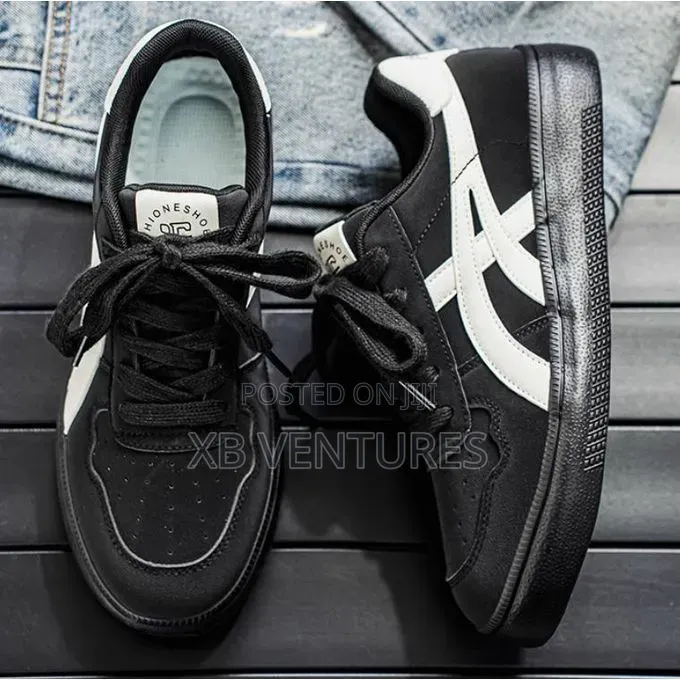 Versatile Black and White Casual Shoes for Spring