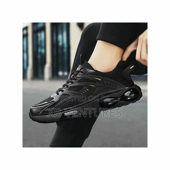 Core Black Premium Kick