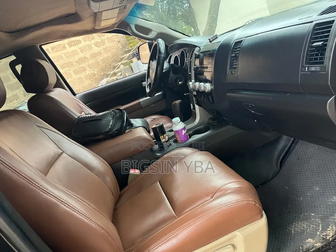 Toyota Tundra CrewMax Limited 5.7L 2012 Black