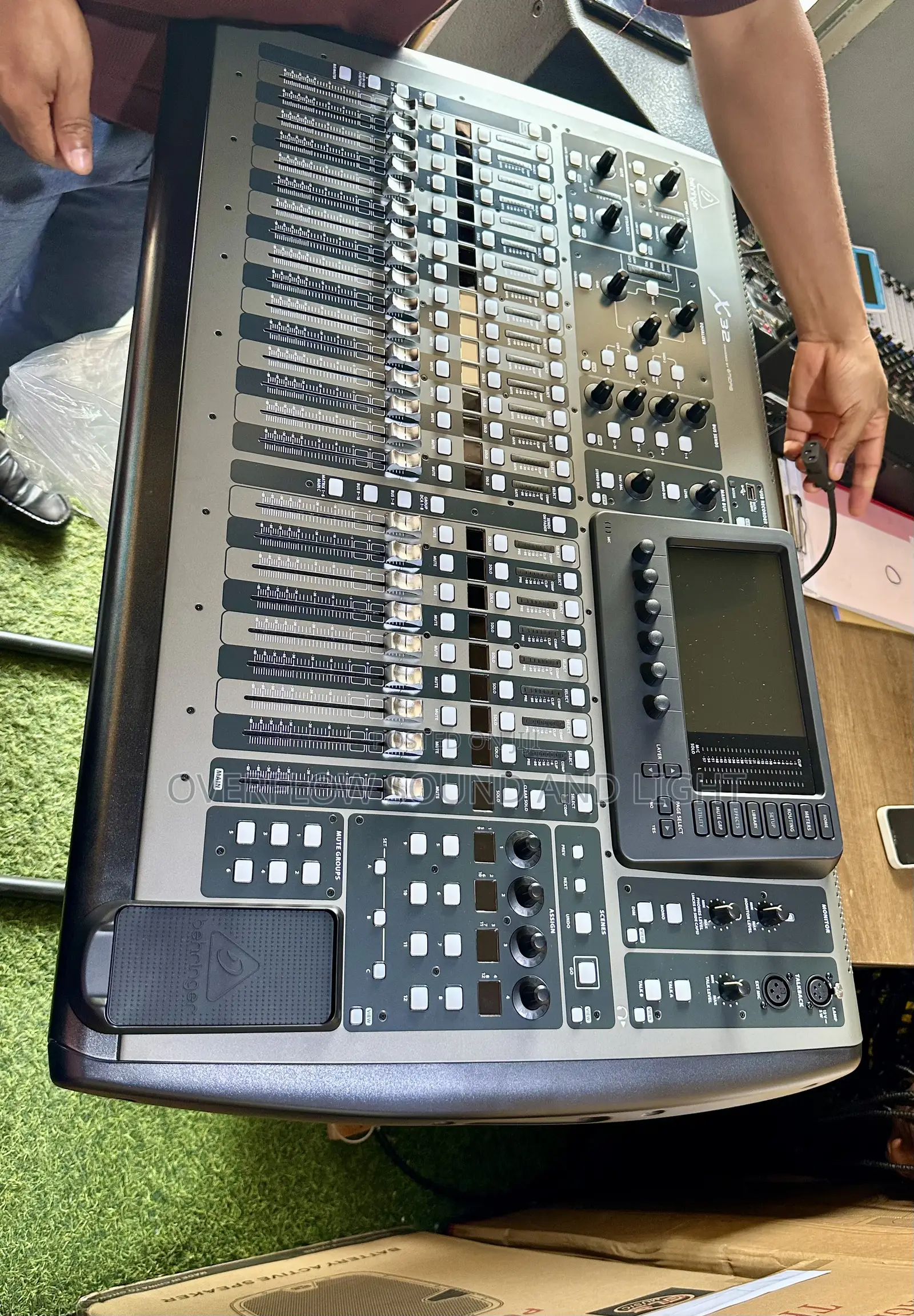 Behringer X32 Compact 40-Channel Digital Mixing Console