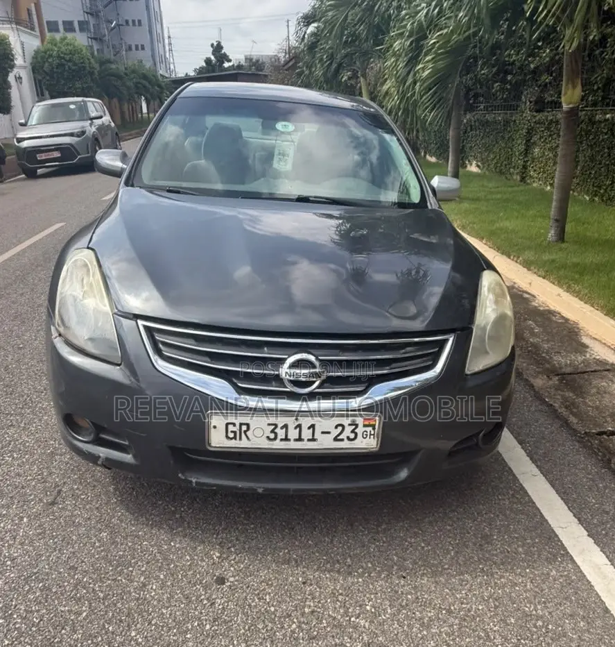Nissan Altima 2015 Gray