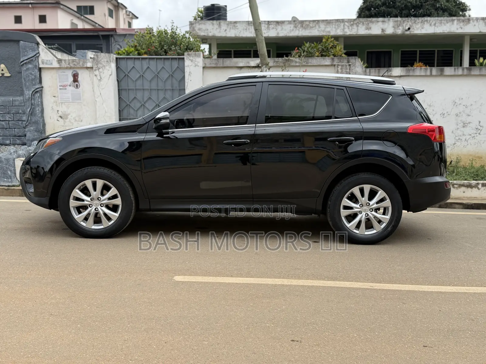 Toyota RAV4 Limited 4dr SUV AWD (2.5L 4cyl 6A) 2015 Black