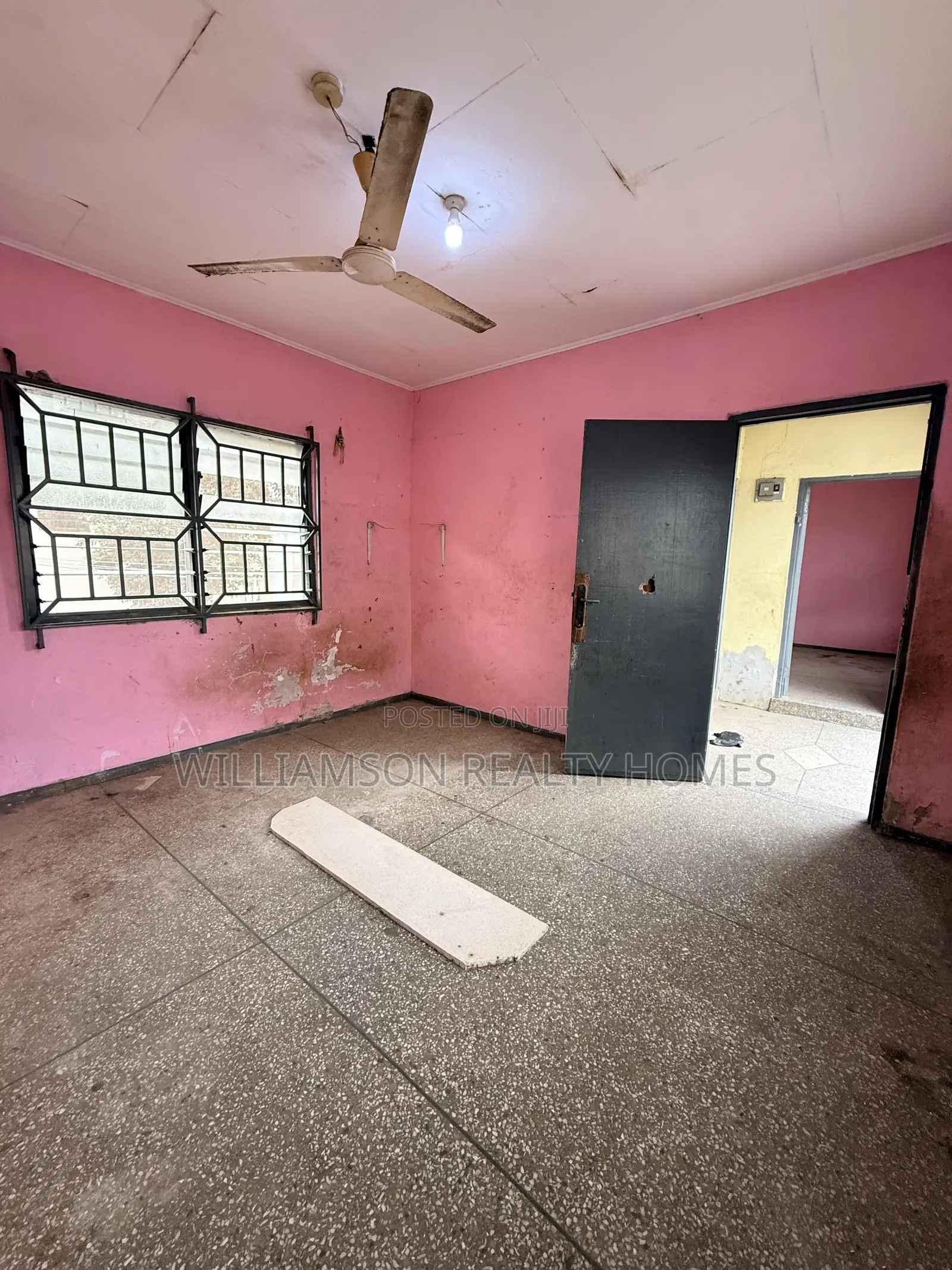 1bdrm Apartment in Community 18 Area, Spintex for rent