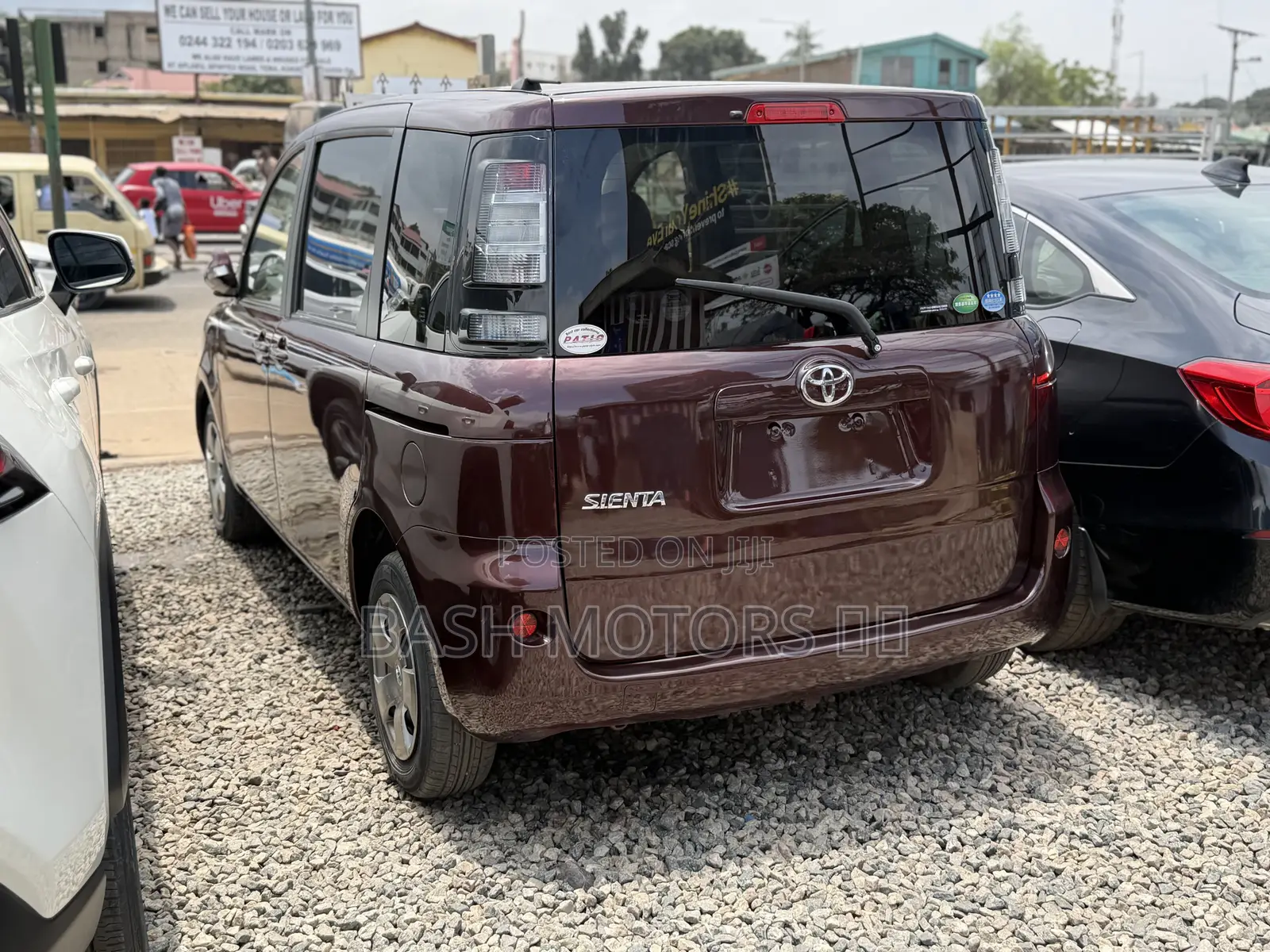 Toyota Sienta 1.5 AWD 2013 Brown