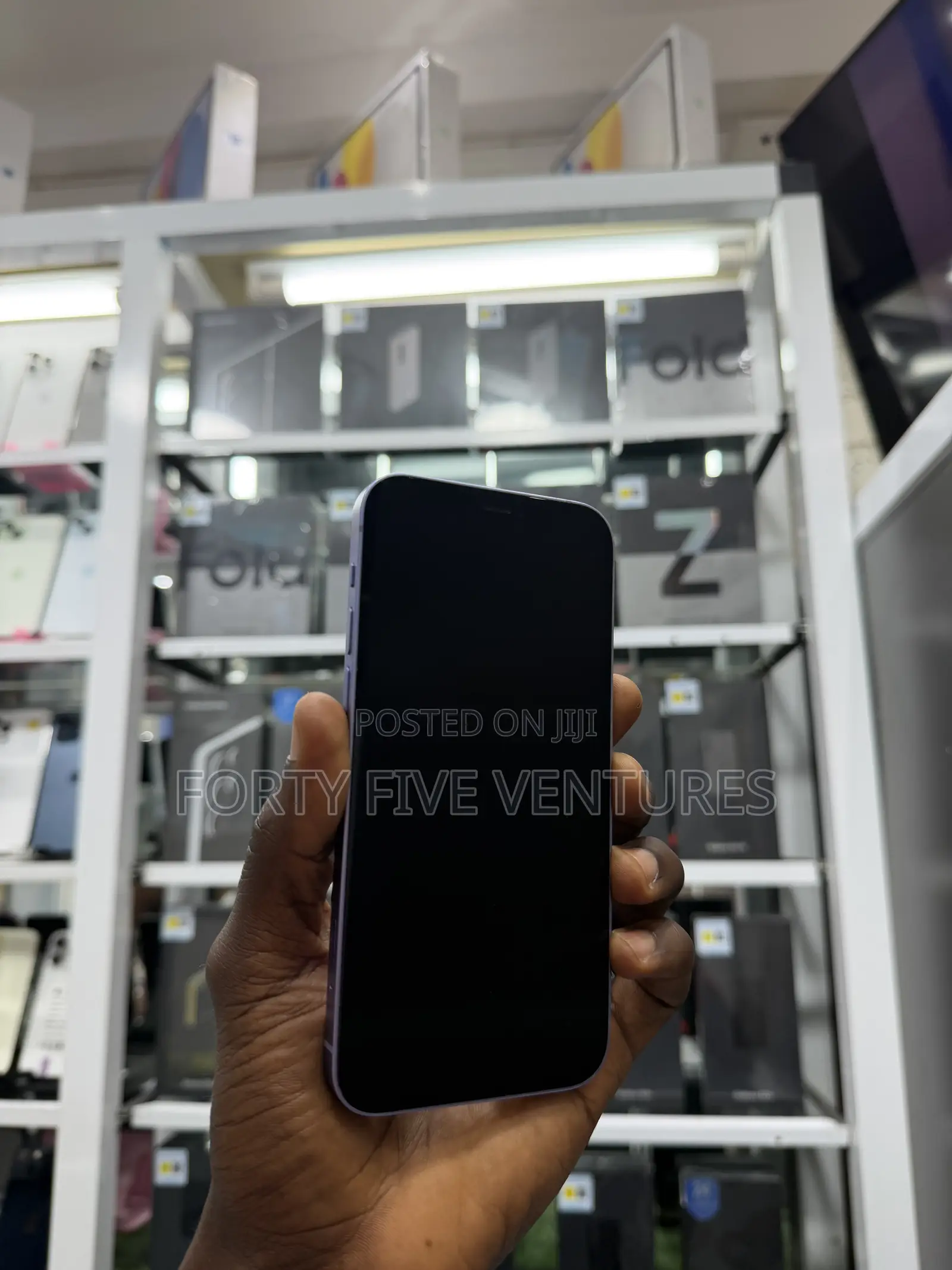 Apple iPhone 12 64 GB Purple