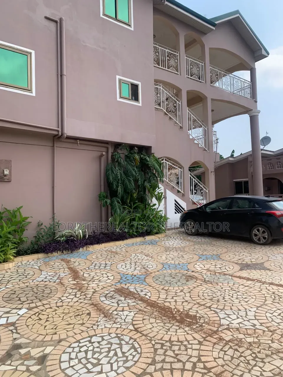 2bdrm Apartment in Ofankor for rent