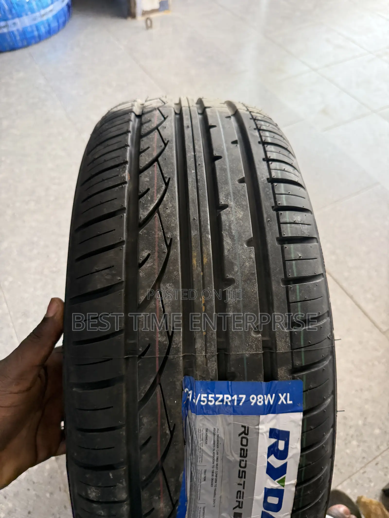 215/55 R17 Tyres Rydanz New