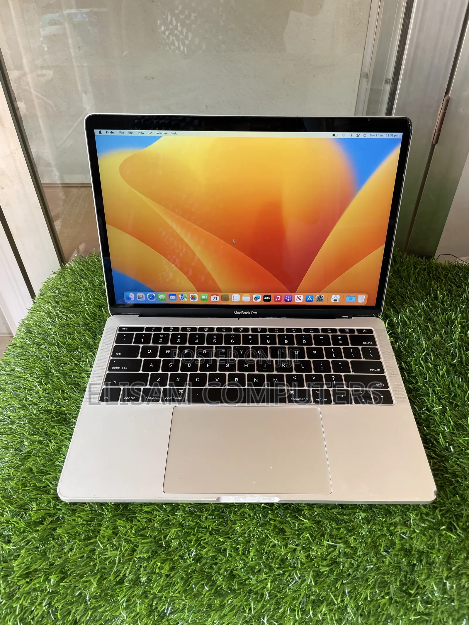 Laptop Apple MacBook Pro 2017 8GB Intel Core i5 SSD 256GB