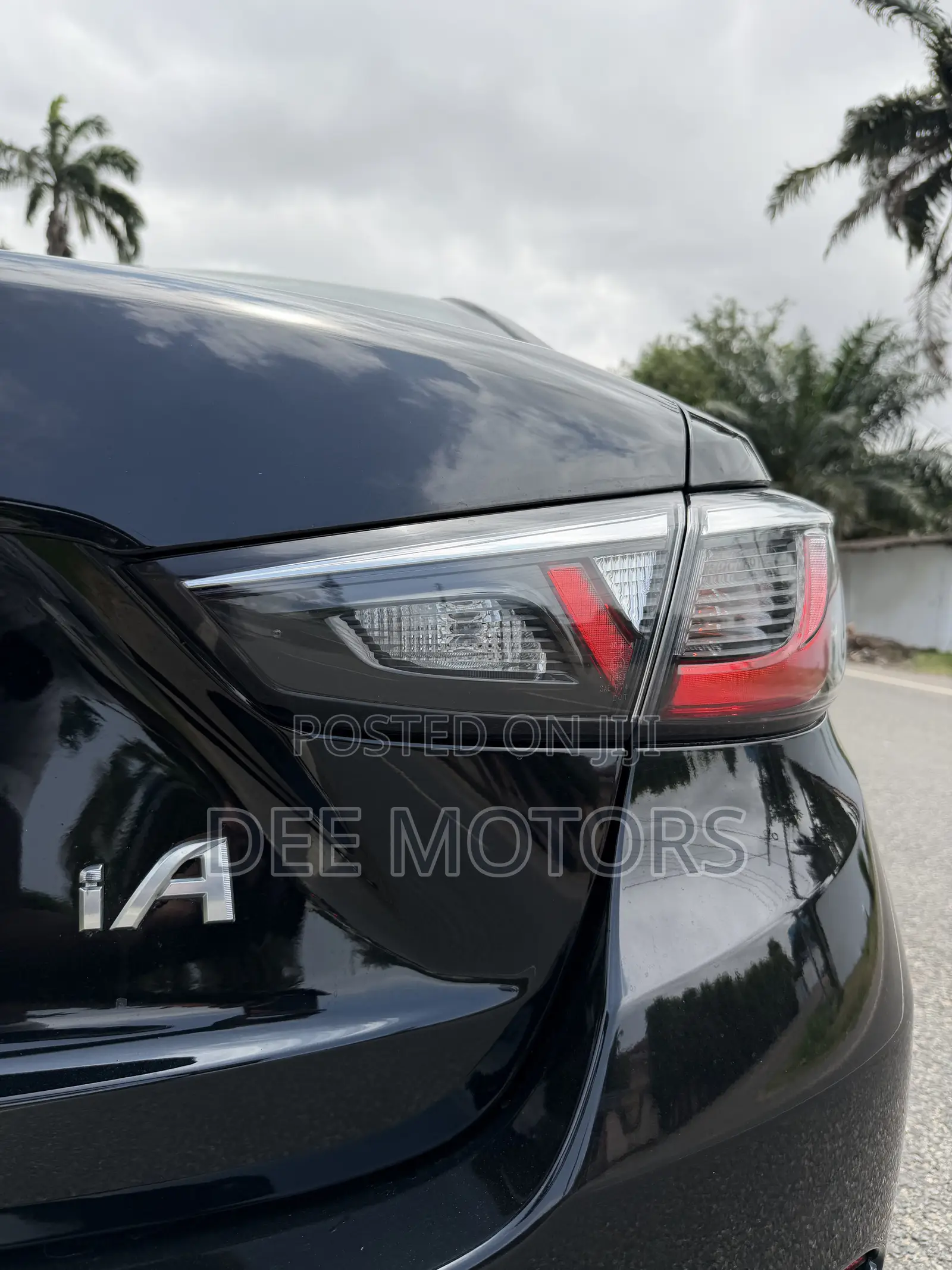 Toyota Yaris iA 1.5 FWD 2016 Black