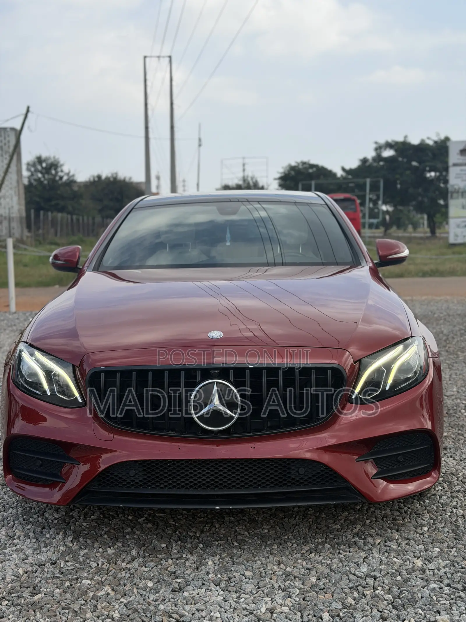 Mercedes-Benz E300 4Matic AWD Sedan (2.0L 4cyl 9A) 2017 Red