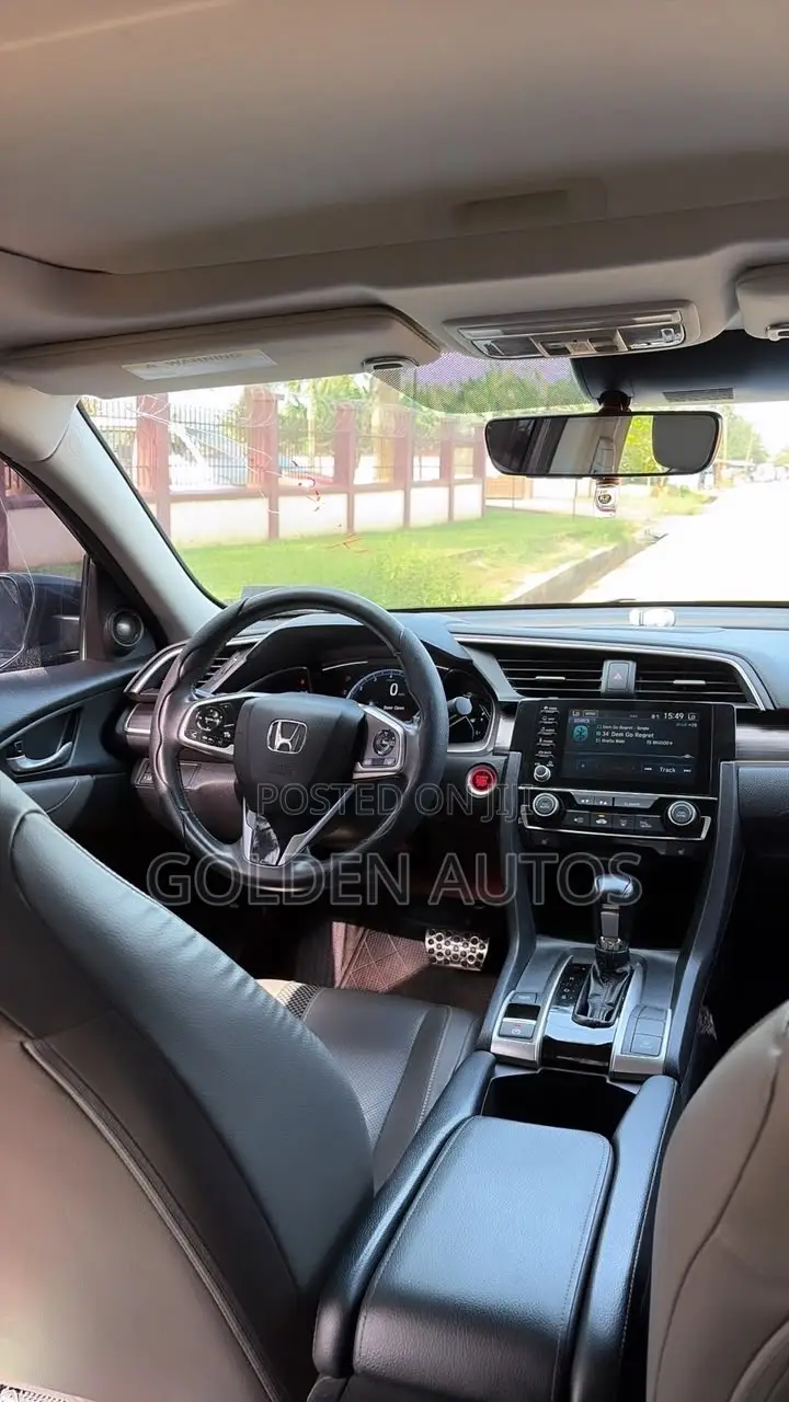 Honda Civic Touring Sedan 2020