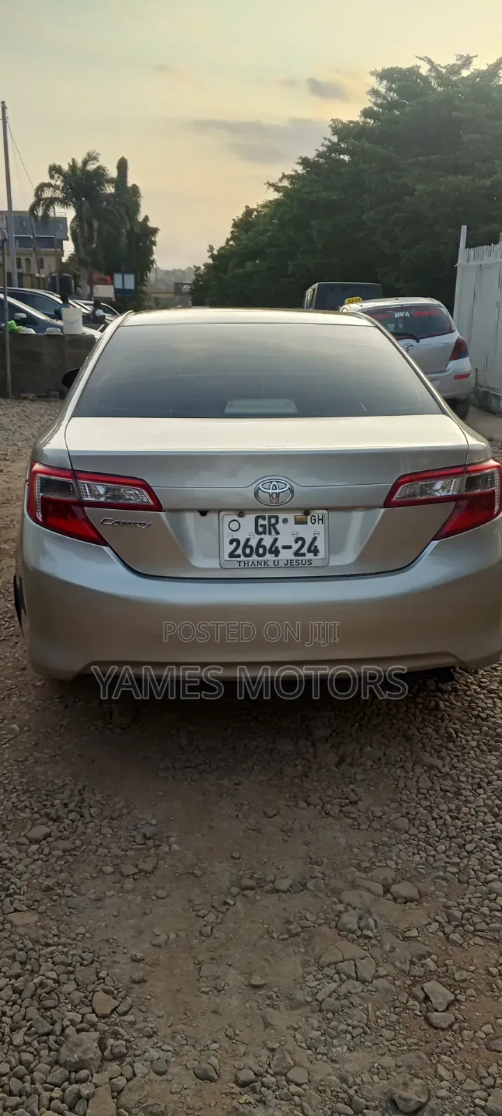 Toyota Camry 2013 Gold