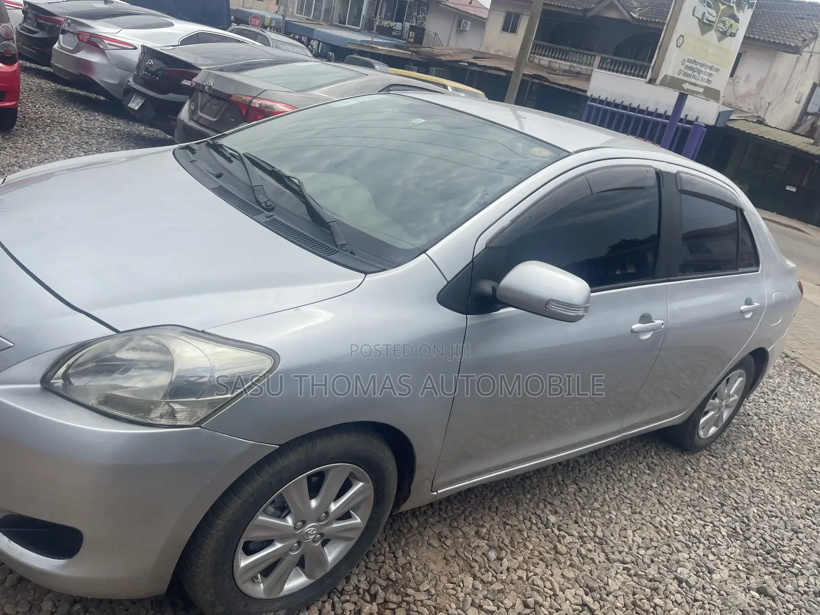 Toyota Belta 2010 Silver