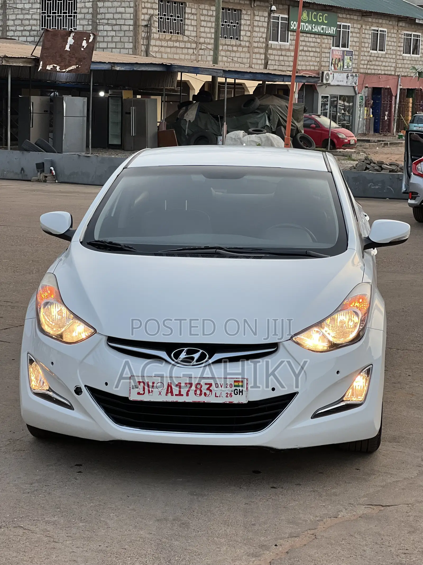Hyundai Avante 2015 White