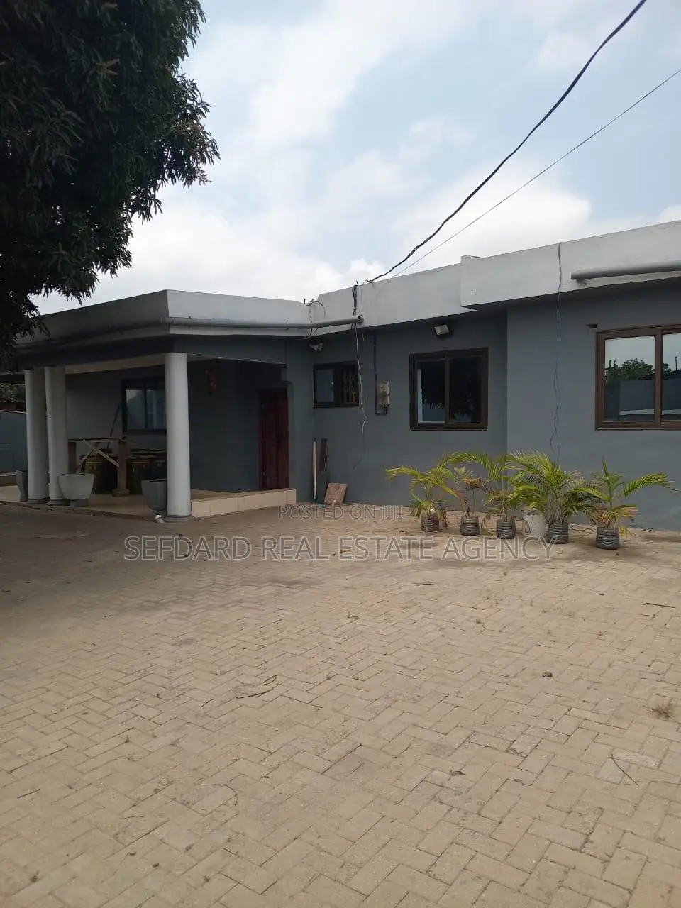 7bdrm House in Sefdard Properties, Achimota for rent