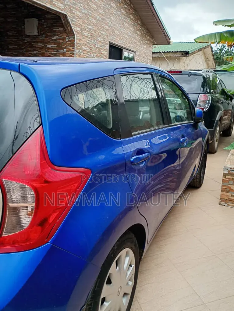Nissan Versa 2014 Blue