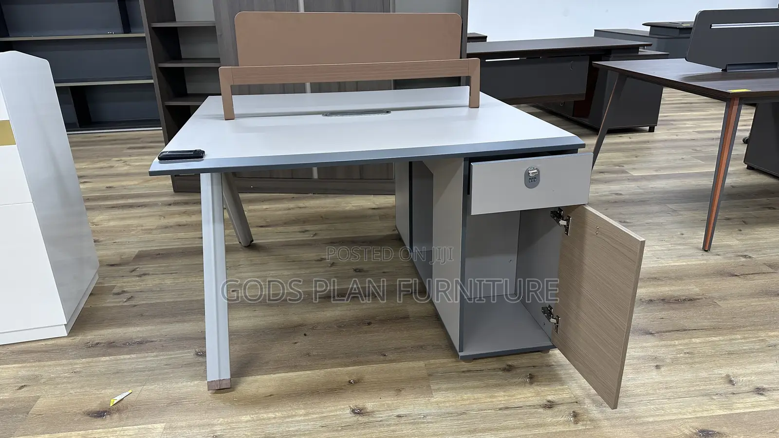 Workstation ( 25A5 - 2)