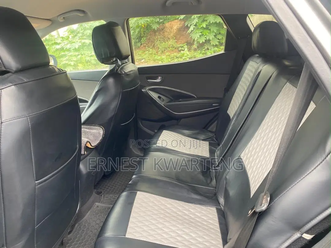 Hyundai Santa Fe 2018 Gray