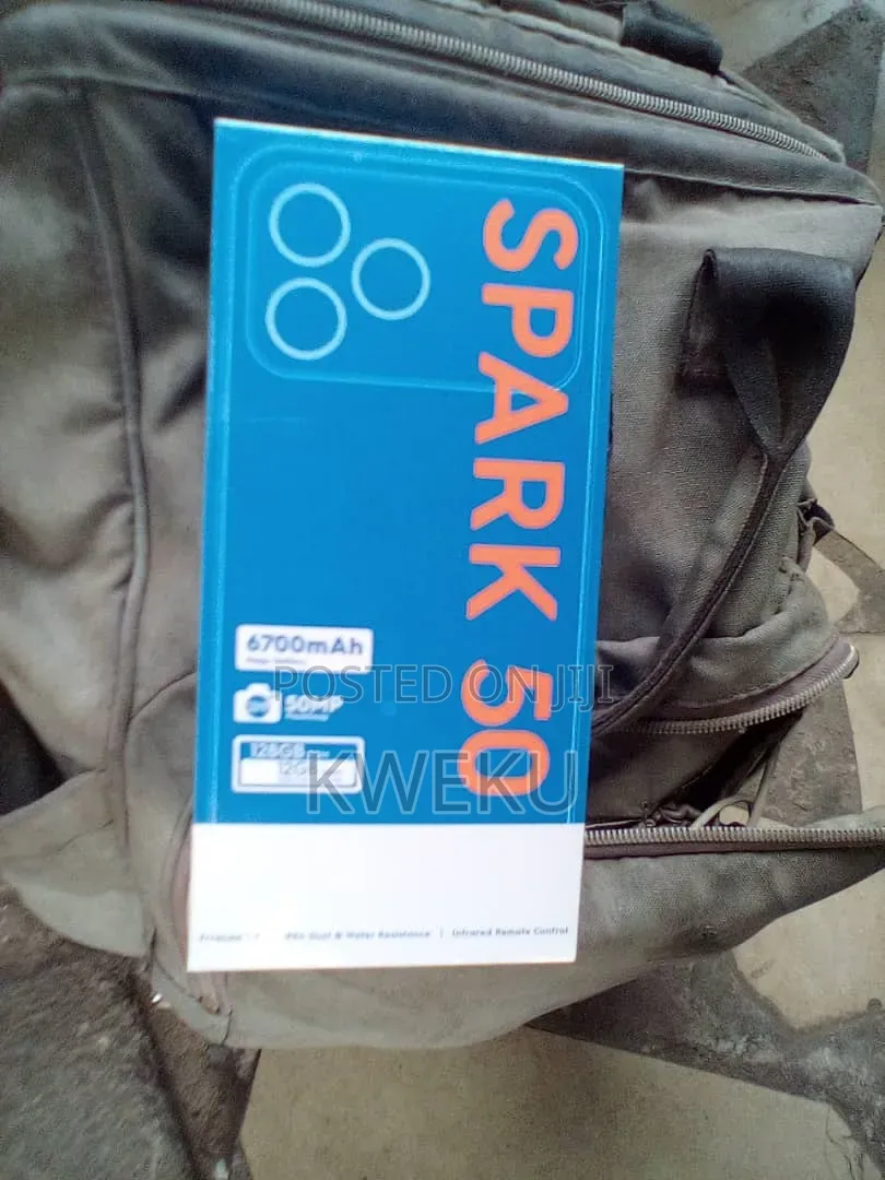 New Tecno Spark 50 128 GB Blue