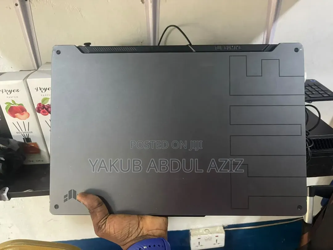 Laptop Asus 24GB Intel Core i5 SSD 1T
