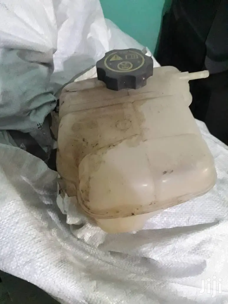 Chevrolet Cruze Water Tank