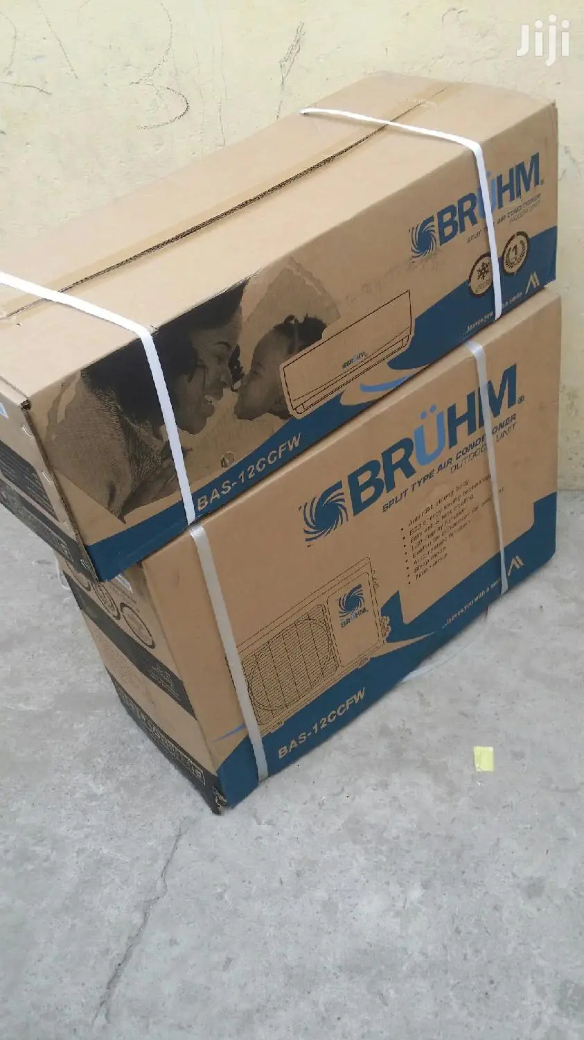 Outstand Bruhm 1.5hp Air Conditioner Split