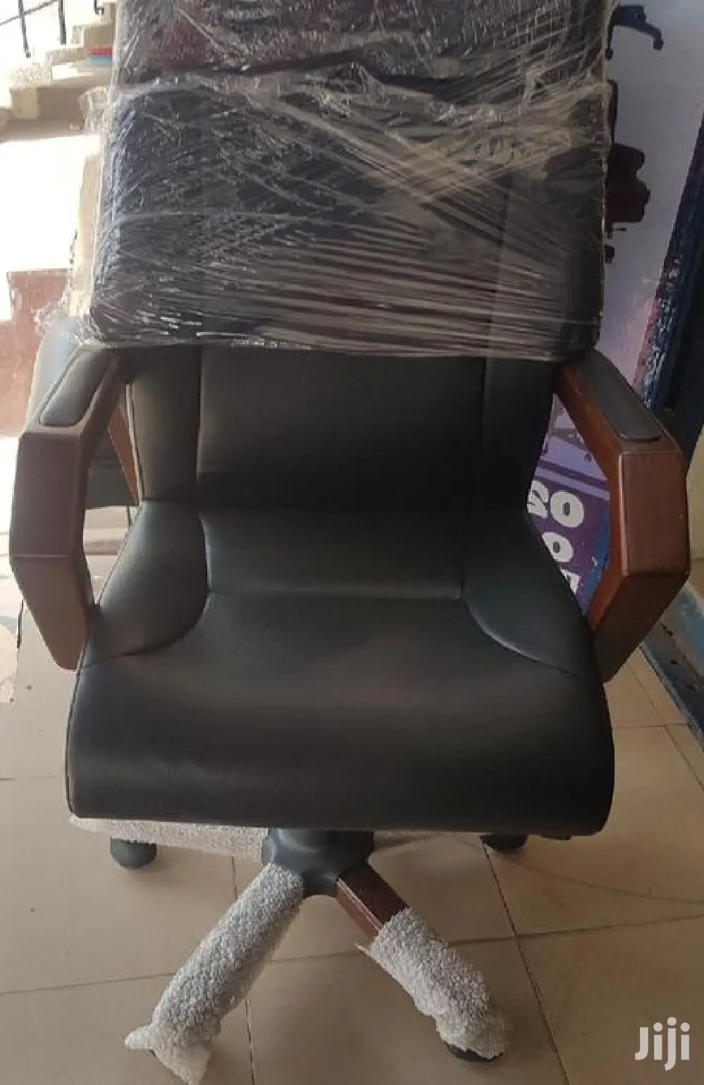 Executive Swivel Chair