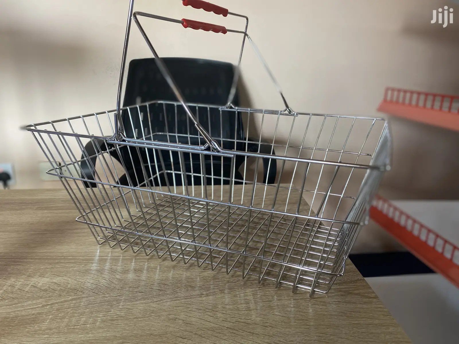 Metal Basket For Supermarkets, Retail Shops And Pharmacies