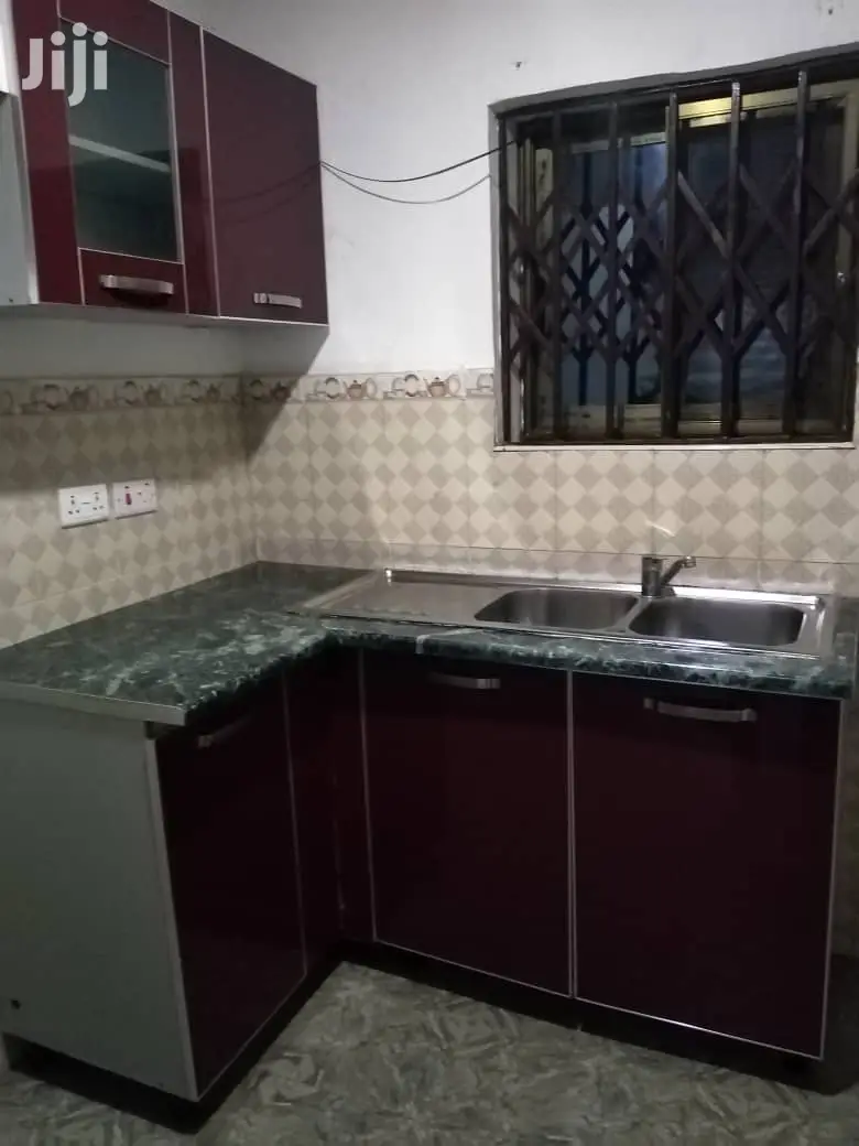 1bdrm Block of Flats in Ga East Municipal for rent