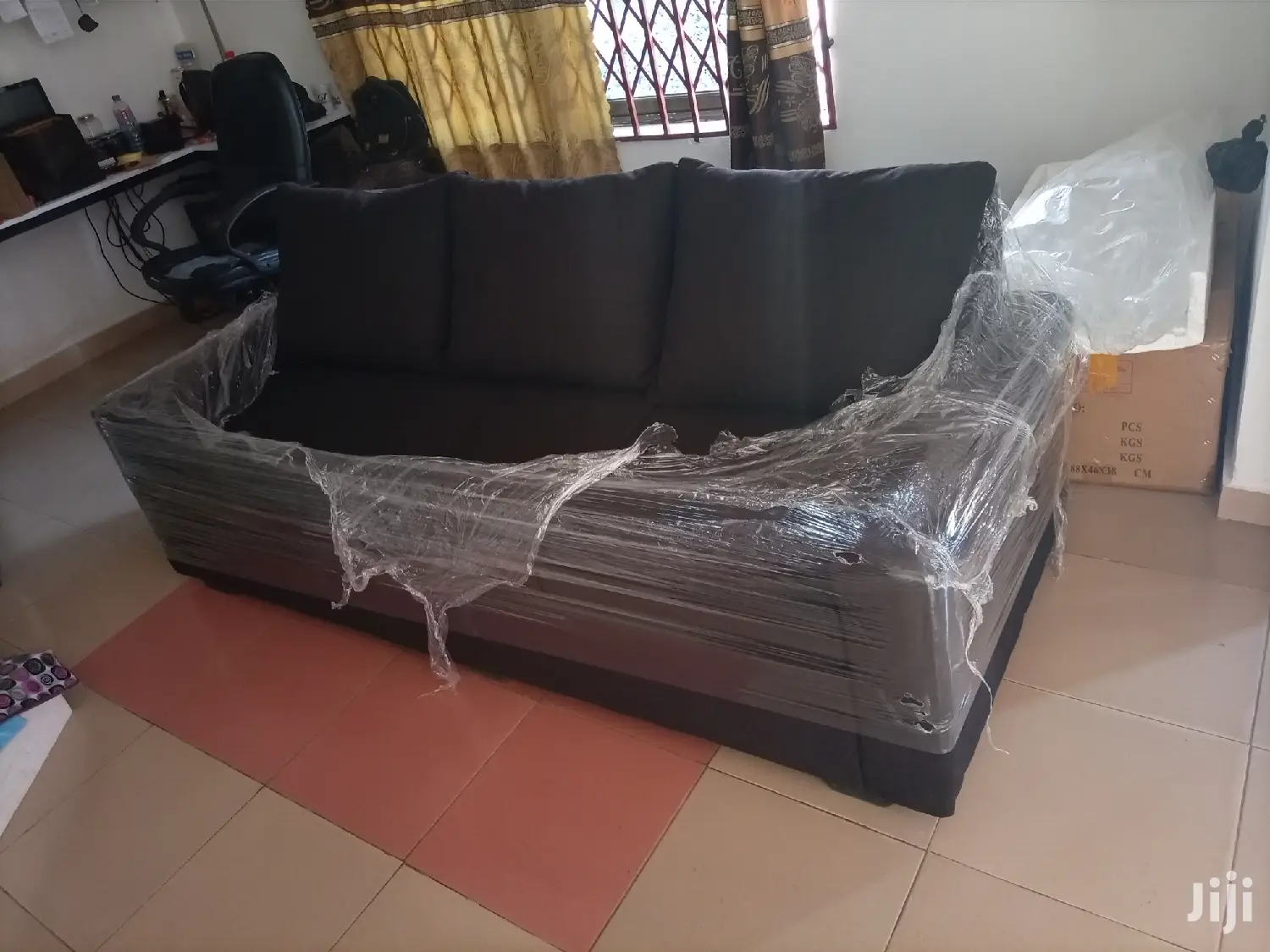 3in1 Sofa Promotion.Black.Free Delivery