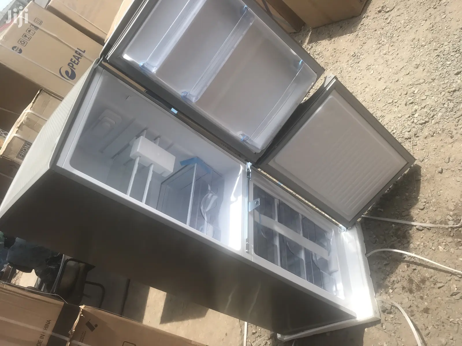 Affordable Rainbow 147L Bottom Freezer Refrigerator Rf-200b