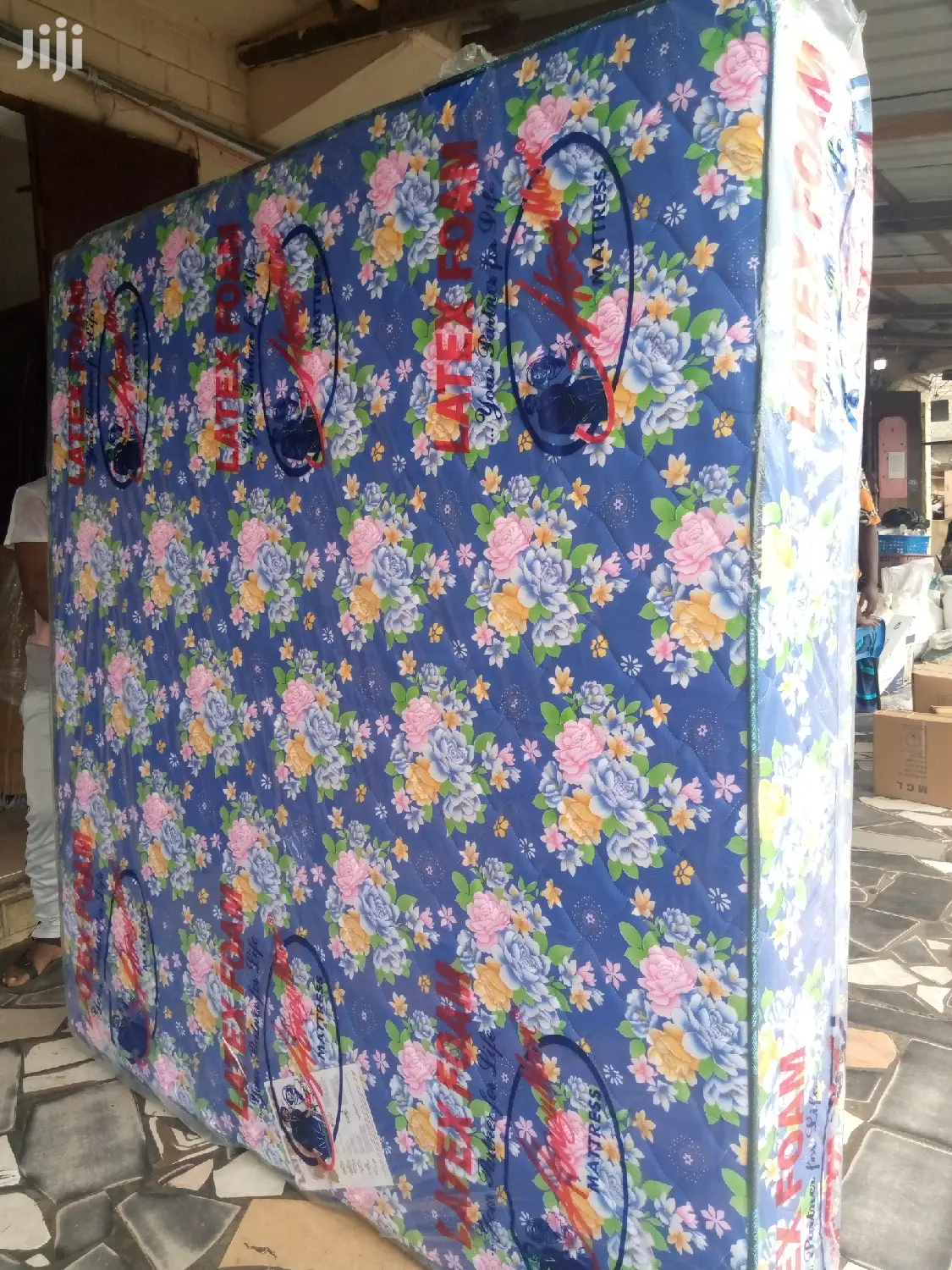 Queen Size Mattress-12 Inches