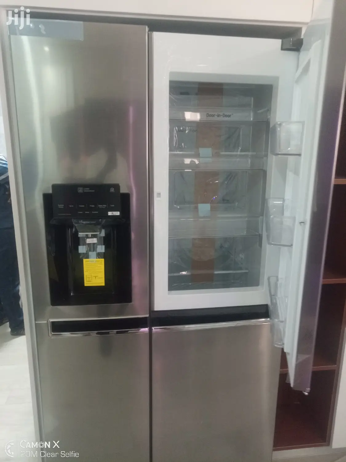Lg 670ltr Side/Side Door In Door Fridge