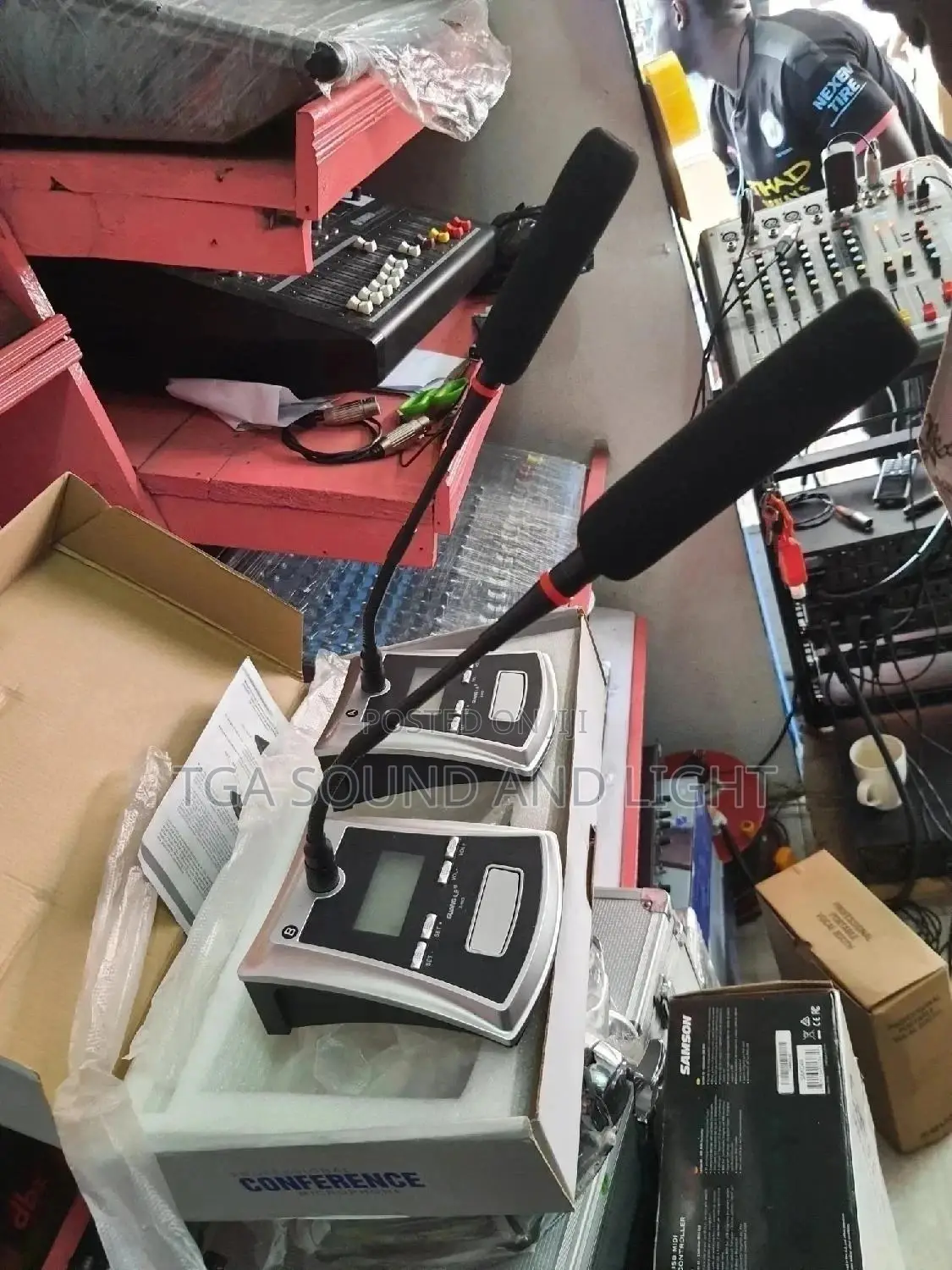 Wireless Conference Microphone