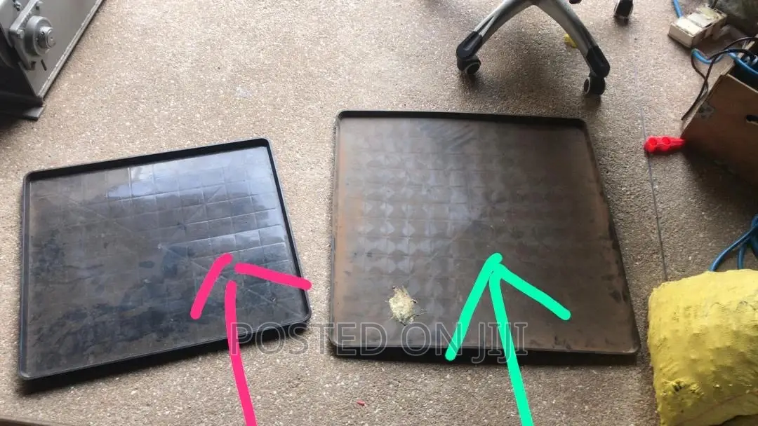 Plastic Waste Tray