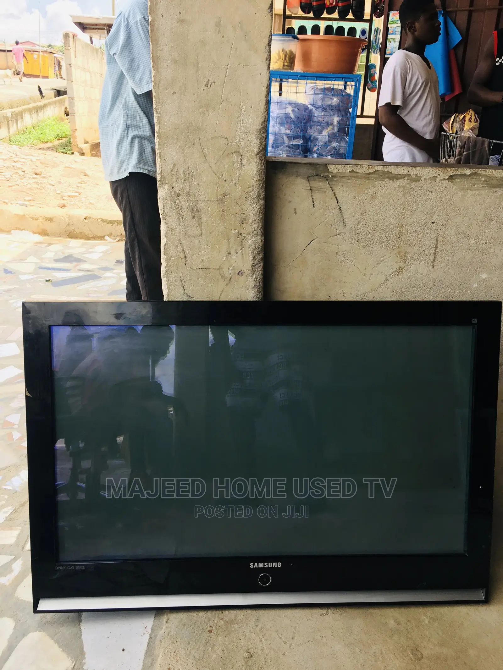 43inches Samsung Plasma Tv