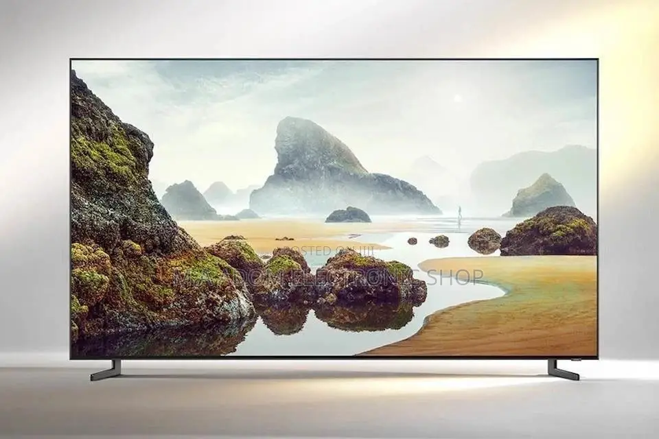 - Samsung 82” Crystal Uhd 4K Smart TV 2020 M