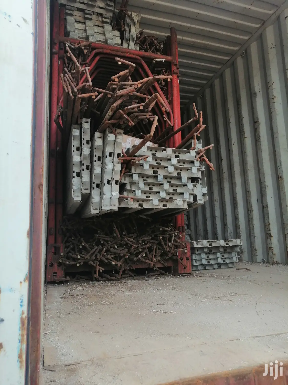 Decking/Pillars/Retaining Wall/Scaffolds /Formworks/Props