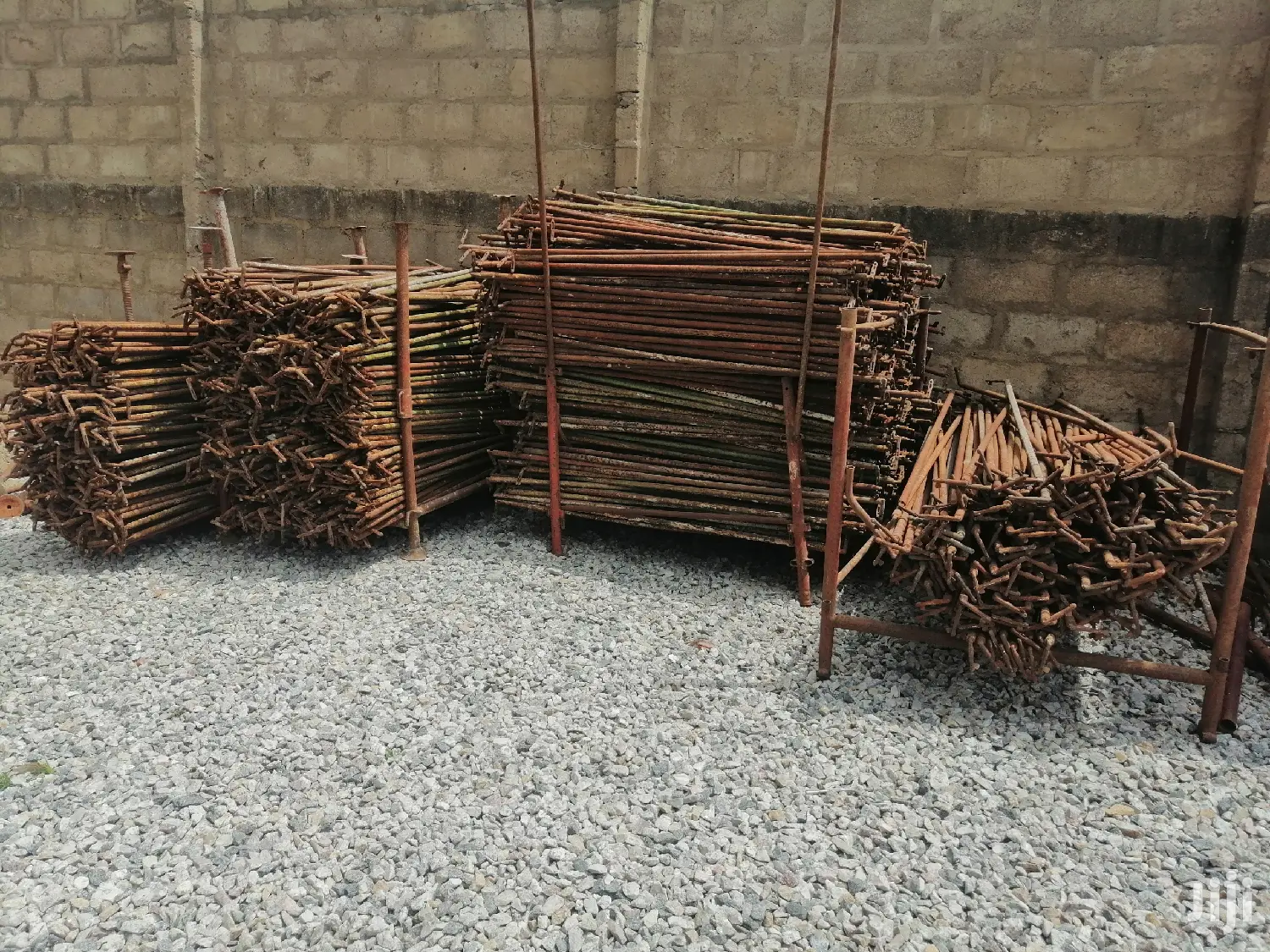 Decking/Pillars/Retaining Wall/Scaffolds /Formworks/Props