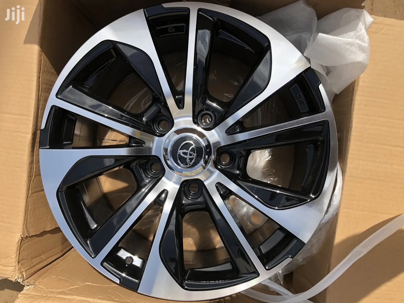 Toyota Landcruiser Rim Latest