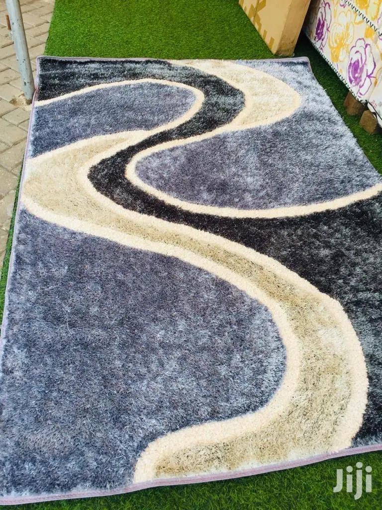 Centre Carpet