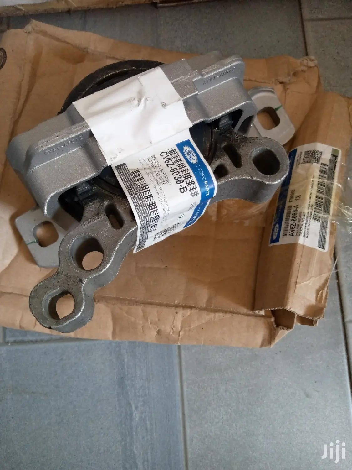Ford Escape 1.6 Liters Engine Seat ( Motorcraft)
