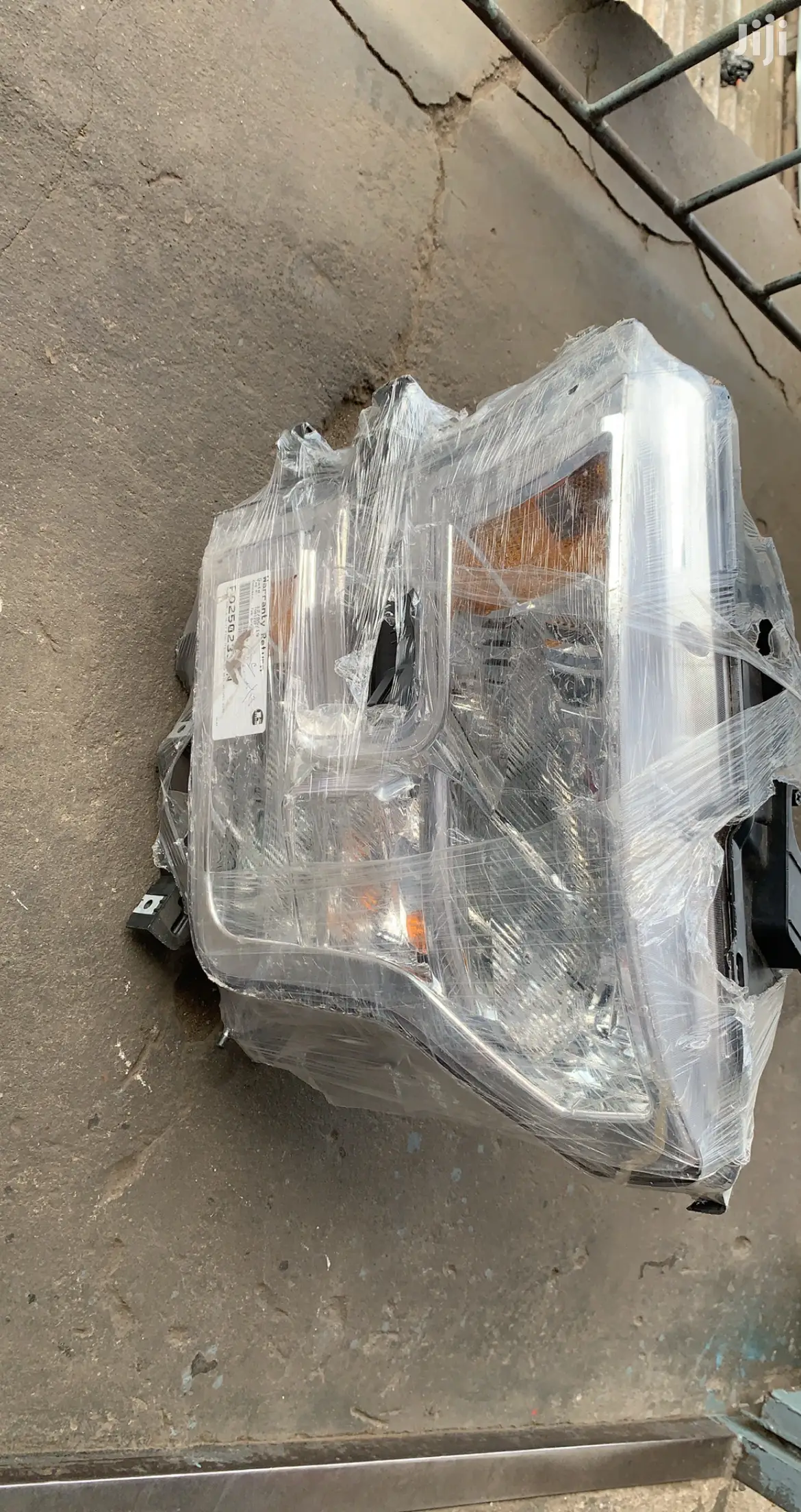 Ford F-150 Head Light
