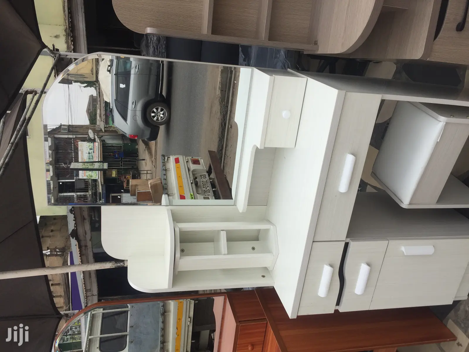Dressing Mirror Kit