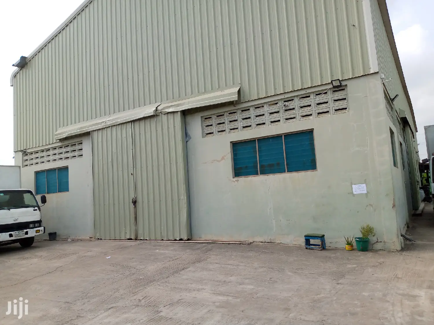 350sqm Warehouse at Achimota