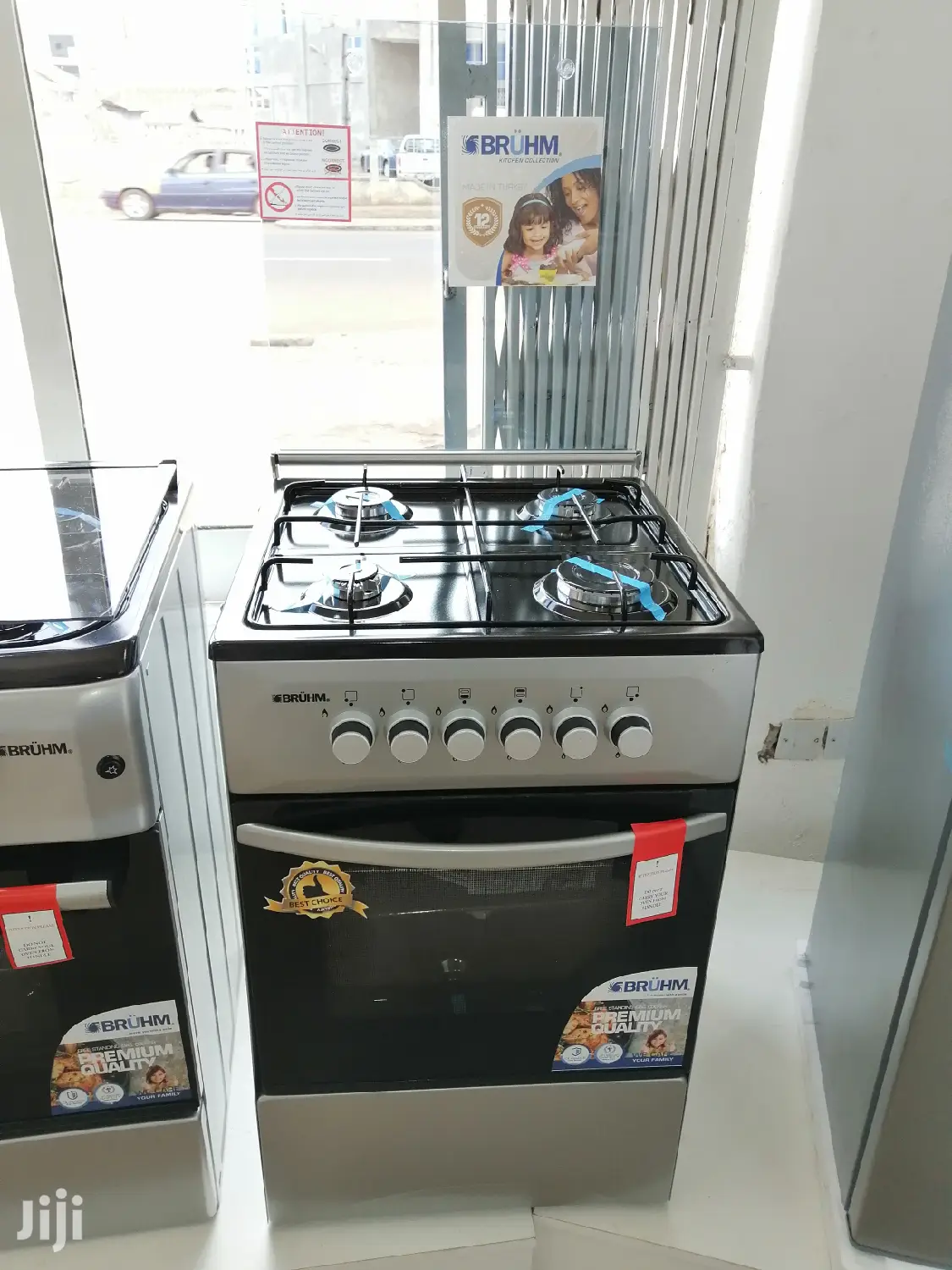 BRUHM 4 Burner Gas Cooker With Oven and Grill