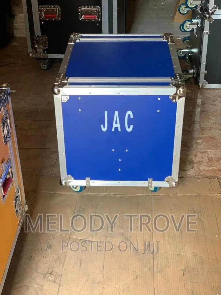 JAC 10U Amplifier Rack