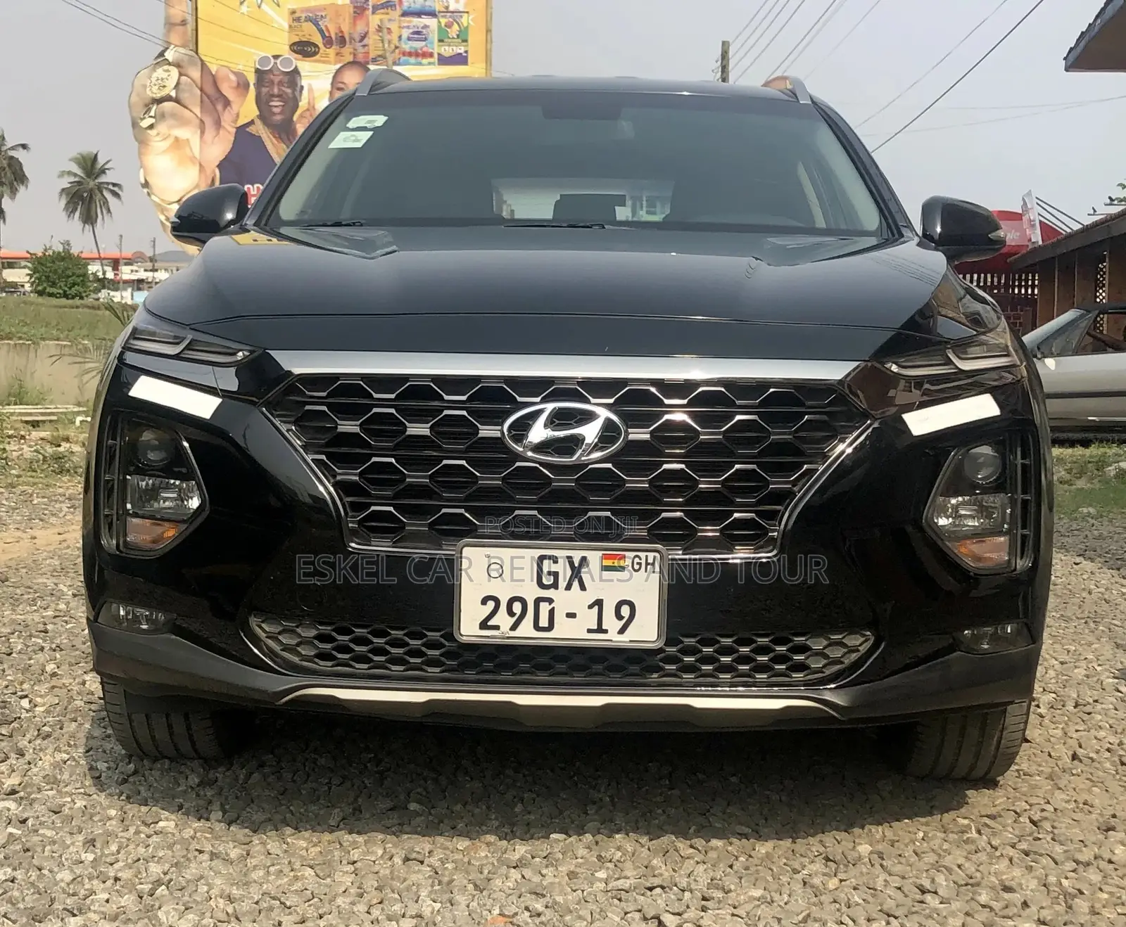 Suv for Rent Comes With a Driver
