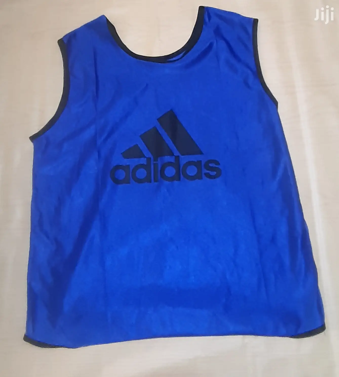 Set of Bibs